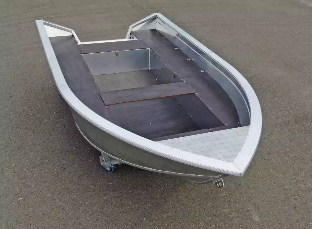 Алюминиевая лодка  Неман-420 в Невинномысске