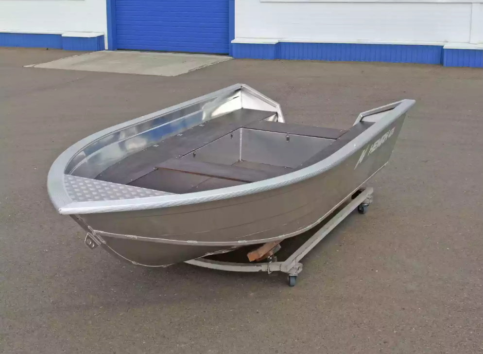 Алюминиевая лодка  Неман-420 в Невинномысске