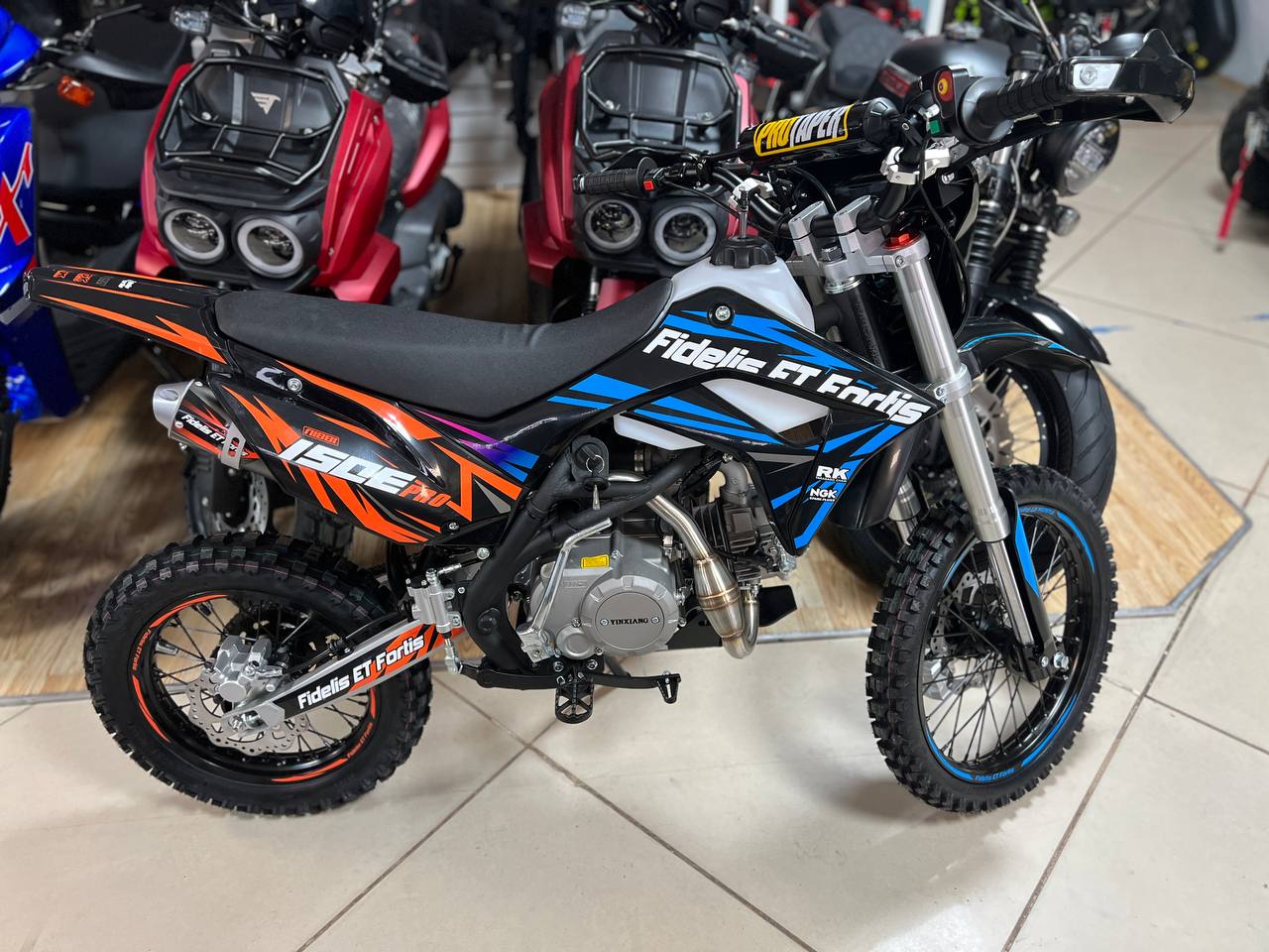 Мотоцикл (питбайк) PROMAX FIDET (ФАЙДЕТ) 190E PRO 17/14 в Невинномысске