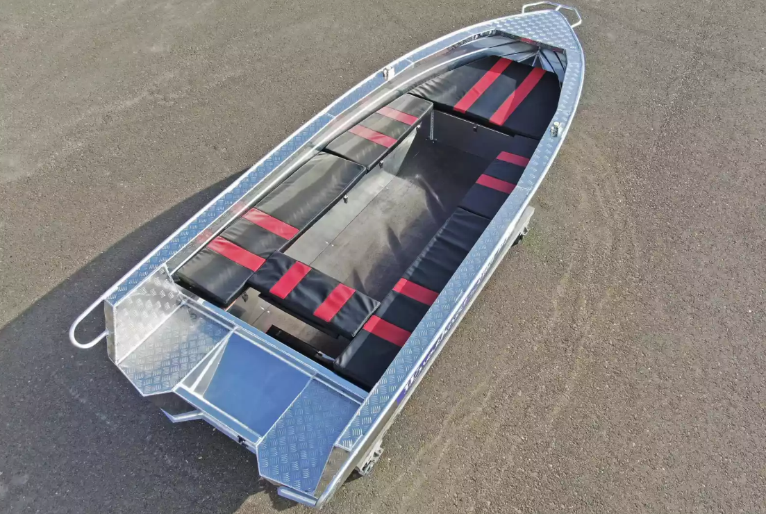 Алюминиевая лодка Wyatboat-390РМ увеличенный борт в Невинномысске