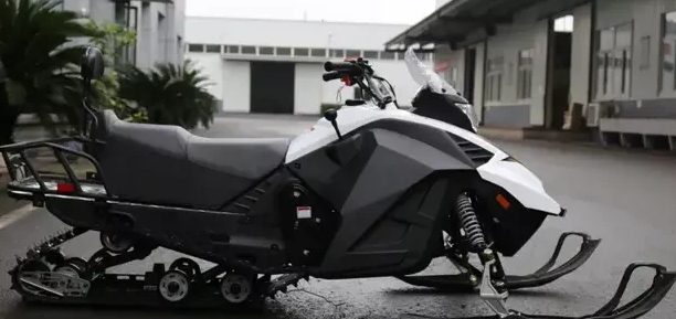 Снегоход ULAR 220 в Невинномысске