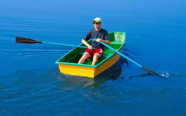 Стеклопластиковая лодка Малютка в Невинномысске