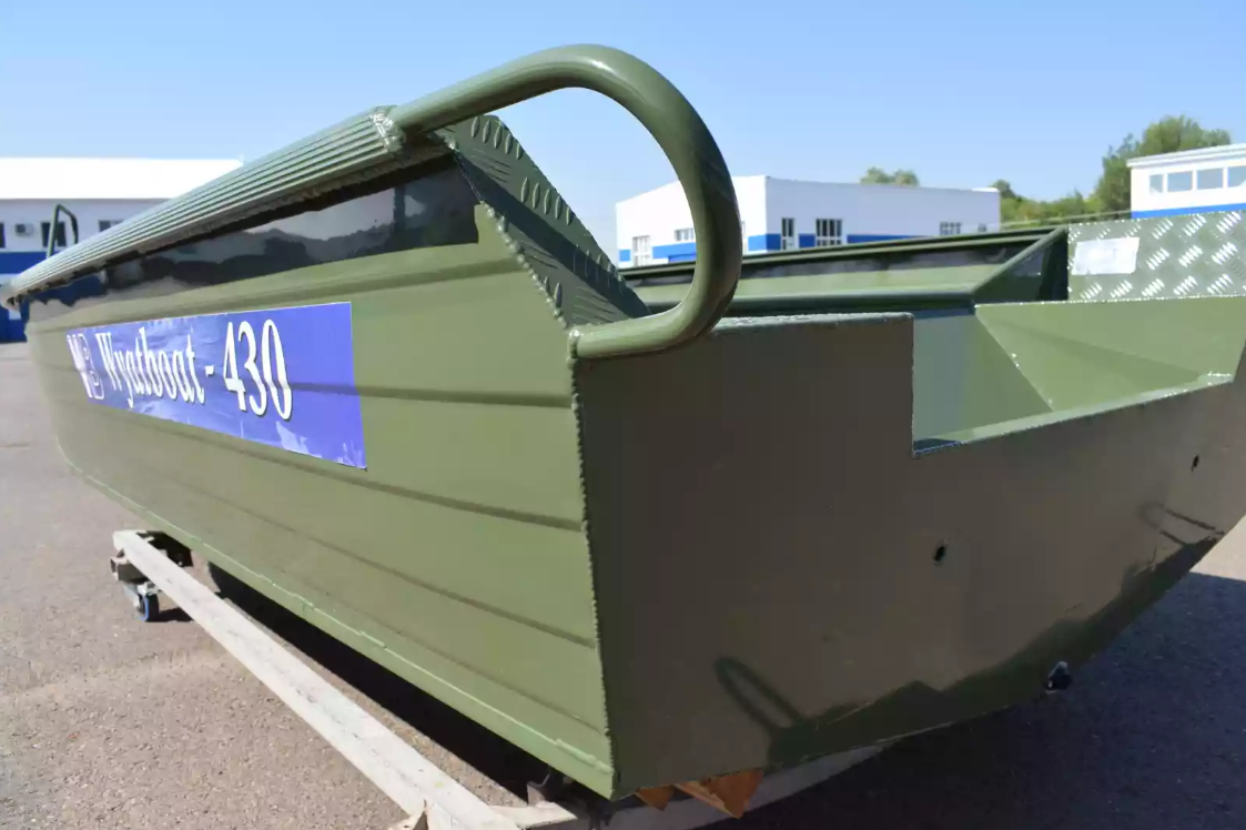 Алюминиевая лодка  Wyatboat-430 Master Fish в Невинномысске