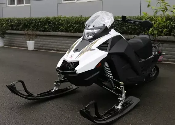 Снегоход ULAR 220 в Невинномысске