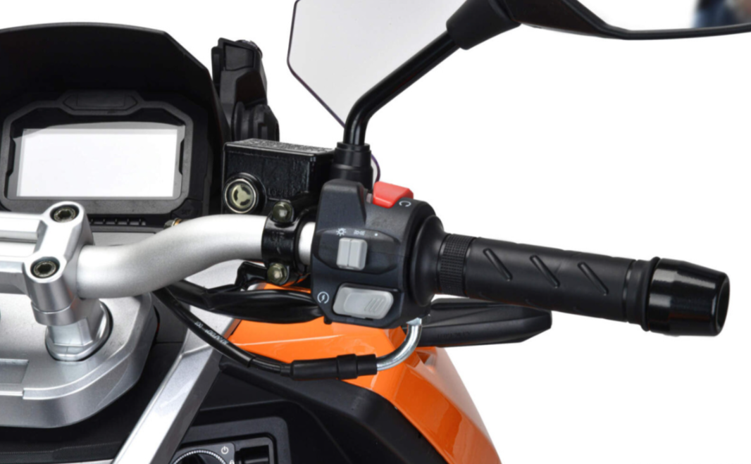 Скутер MOTOLAND (МОТОЛЕНД) T-MAX 150 в Невинномысске