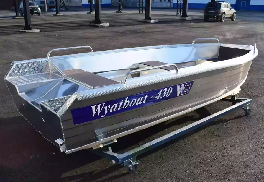 Алюминиевая лодка  Wyatboat-430 Р в Невинномысске