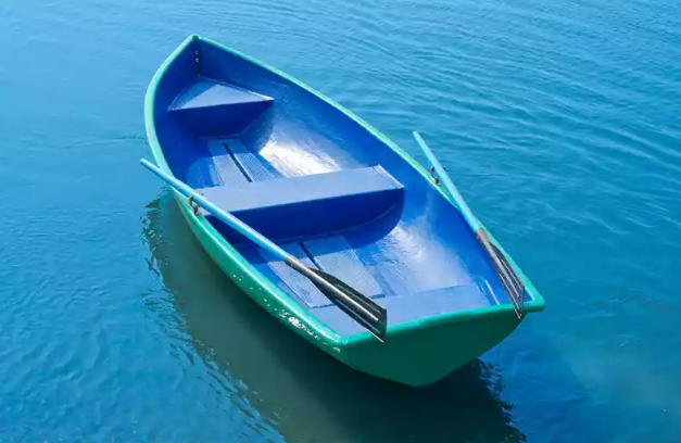 Стеклопластиковая лодка Дельфин в Невинномысске