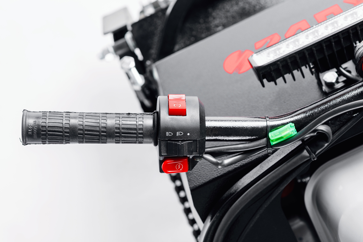 МОТОБУКСИРОВЩИК IKUDZO 1100/380 К7 в Невинномысске