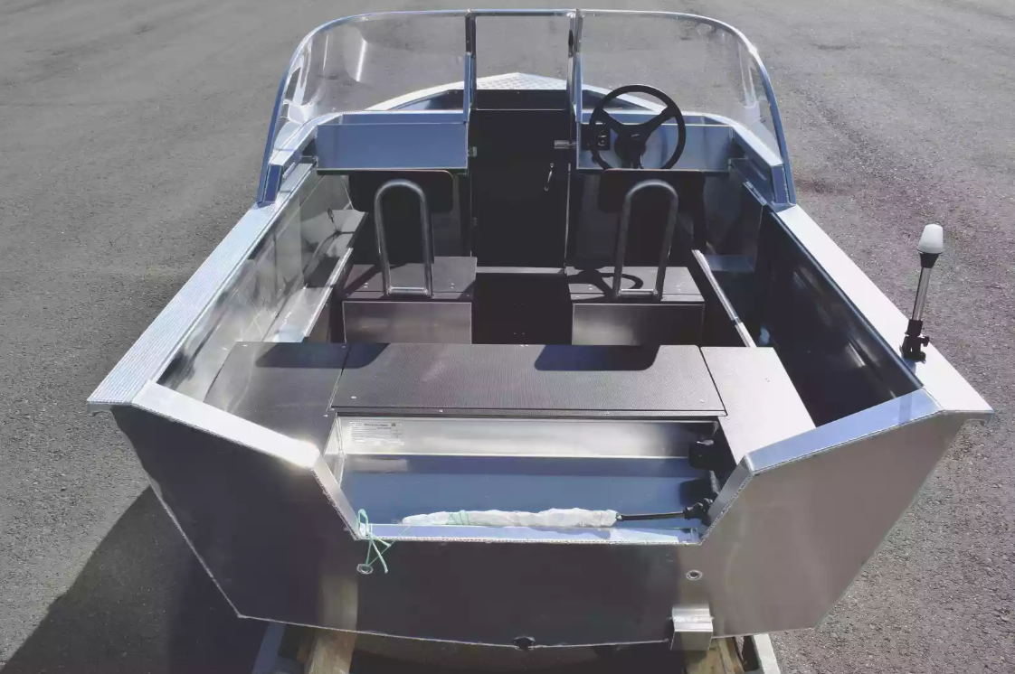 Алюминиевая лодка  Неман-400 DCM в Невинномысске