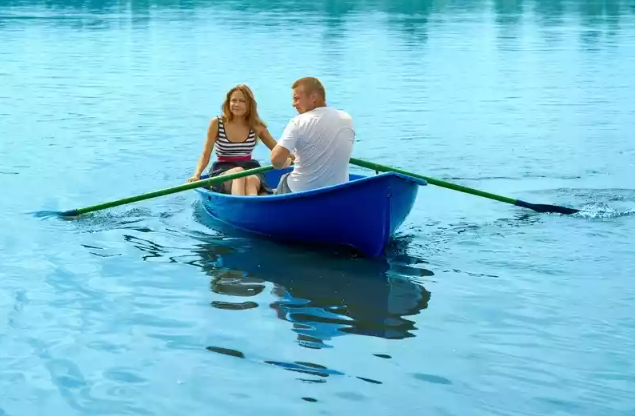 Стеклопластиковая лодка Дельфин в Невинномысске