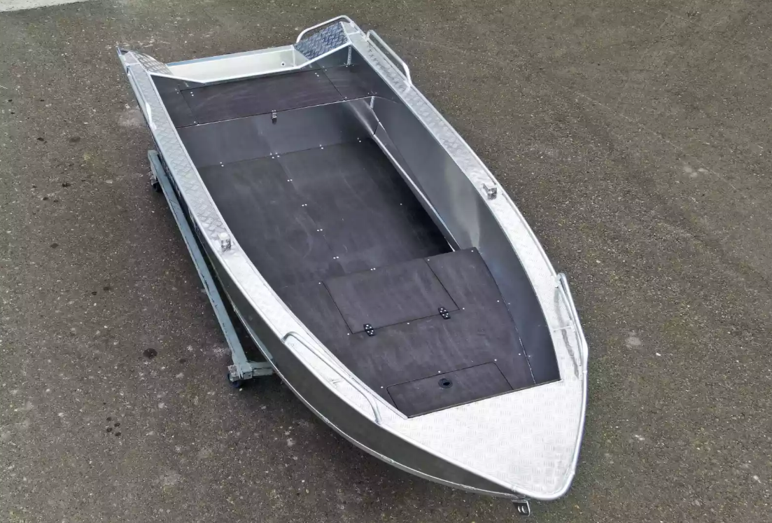 Алюминиевая лодка  Wyatboat-430М FISH в Невинномысске