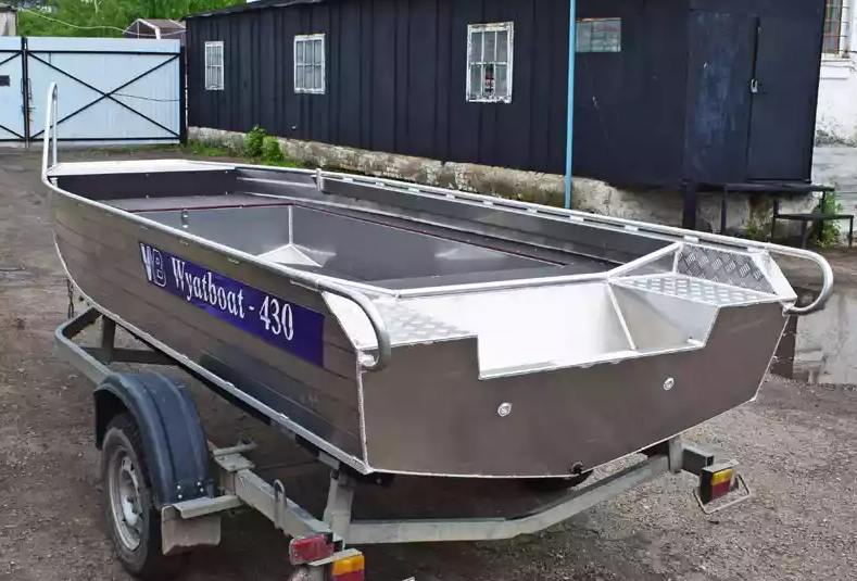 Алюминиевая лодка  Wyatboat-430 Master в Невинномысске