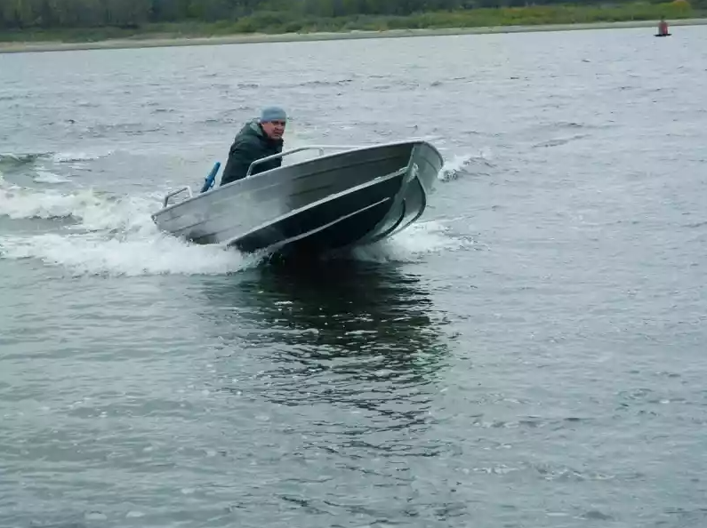 Алюминиевая лодка Wyatboat-390 M в Невинномысске