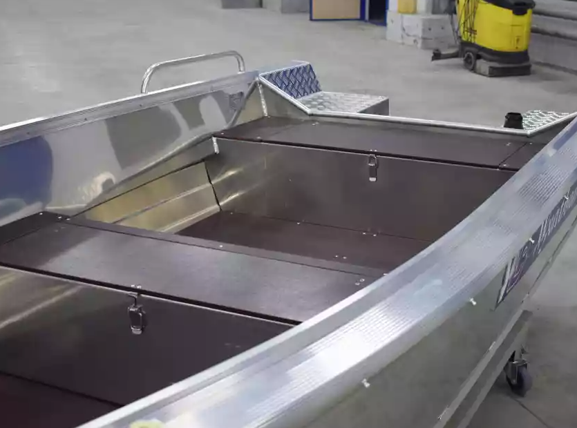 Алюминиевая лодка  Wyatboat-430 Р в Невинномысске