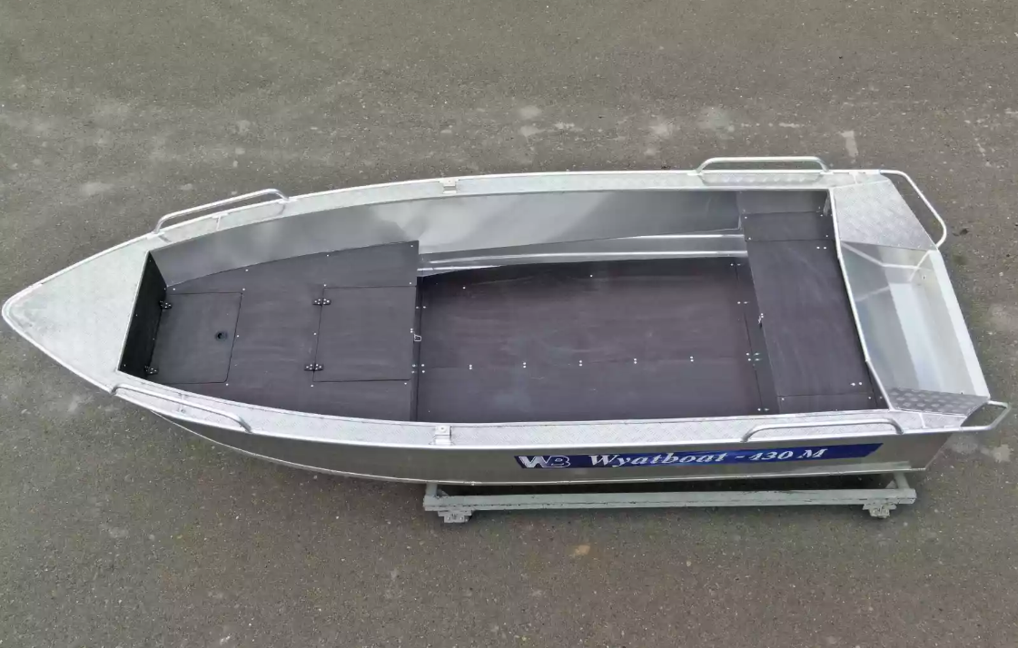 Алюминиевая лодка  Wyatboat-430М FISH в Невинномысске