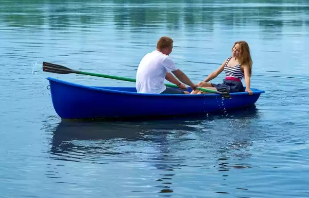 Стеклопластиковая лодка Дельфин в Невинномысске