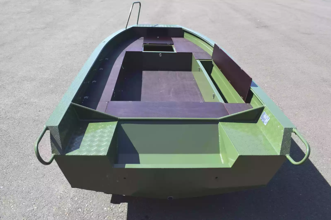 Алюминиевая лодка  Wyatboat-430 Master Fish в Невинномысске