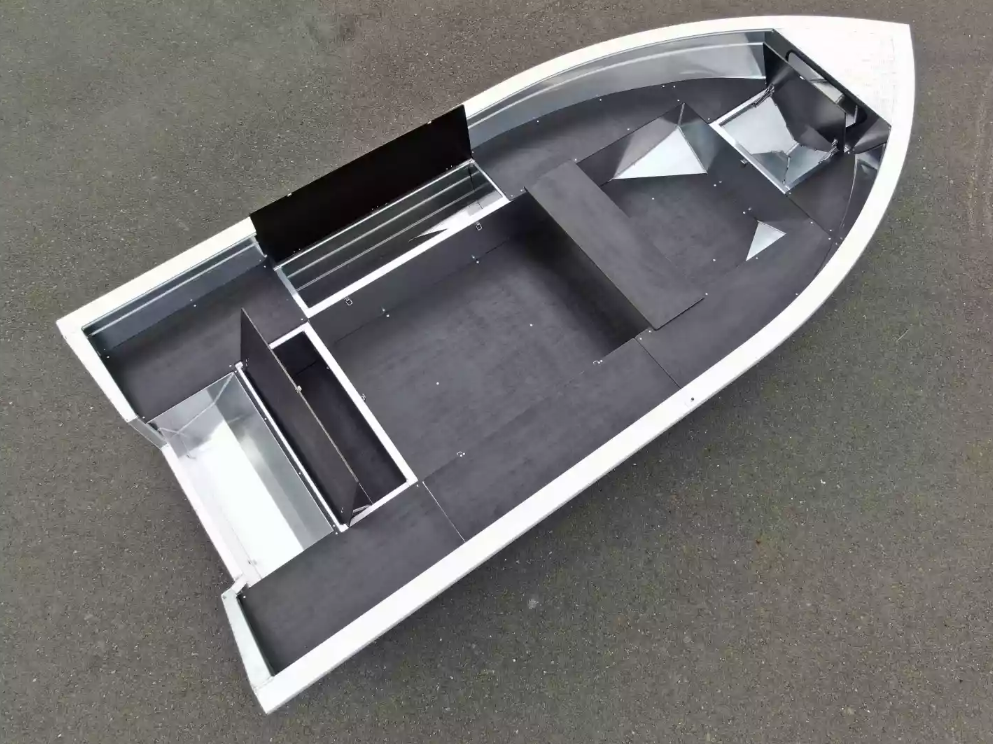 Алюминиевая лодка  Неман-420 в Невинномысске