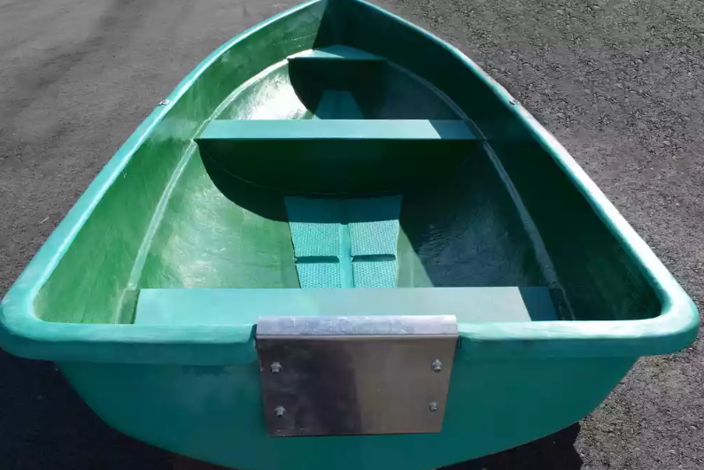 Стеклопластиковая Лодка Голавль в Невинномысске