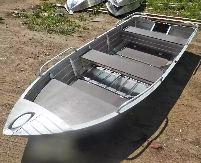 Алюминиевая лодка Вятка-Профи 37 в Невинномысске