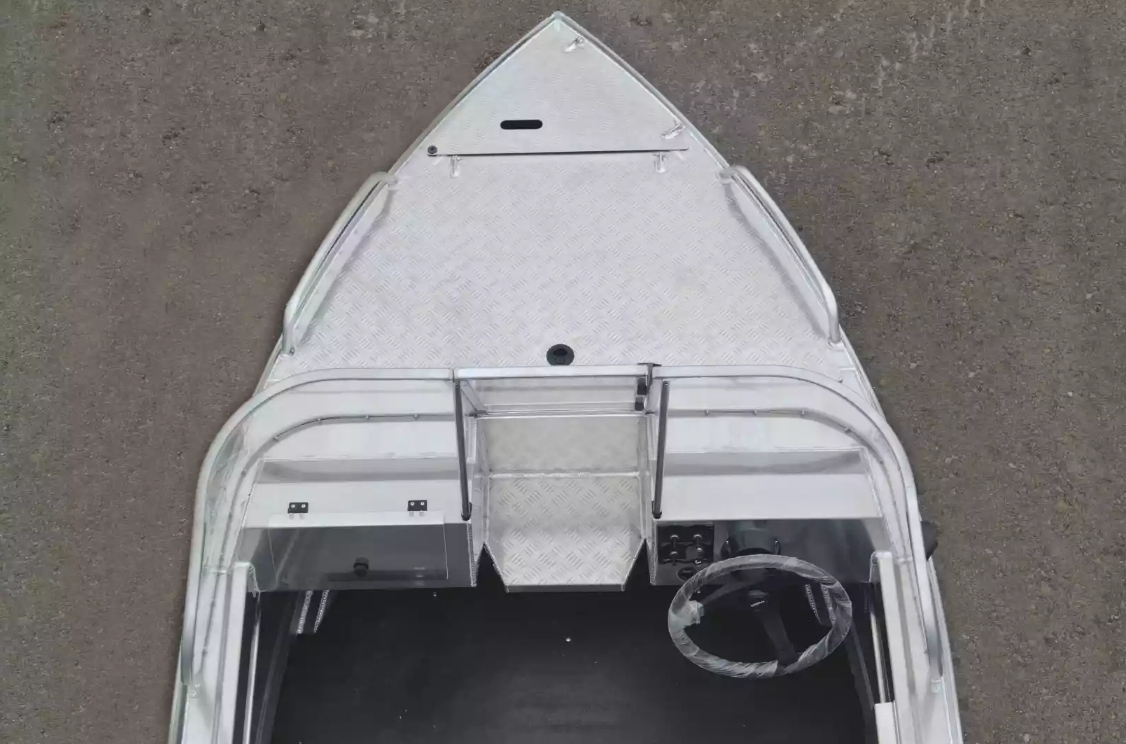 Алюминиевая лодка  Neman-400 PRO в Невинномысске