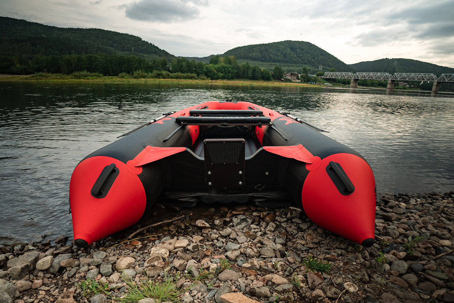 Лодка MISHIMO RIVER JET 390 под водомет в Невинномысске