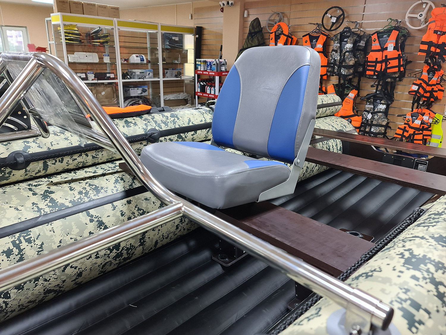 КРЕСЛО МЯГКОЕ РАСКЛАДНОЕ С ПОВОРОТНЫМ МЕХАНИЗМОМ ДЛЯ ЛОДОК в Невинномысске