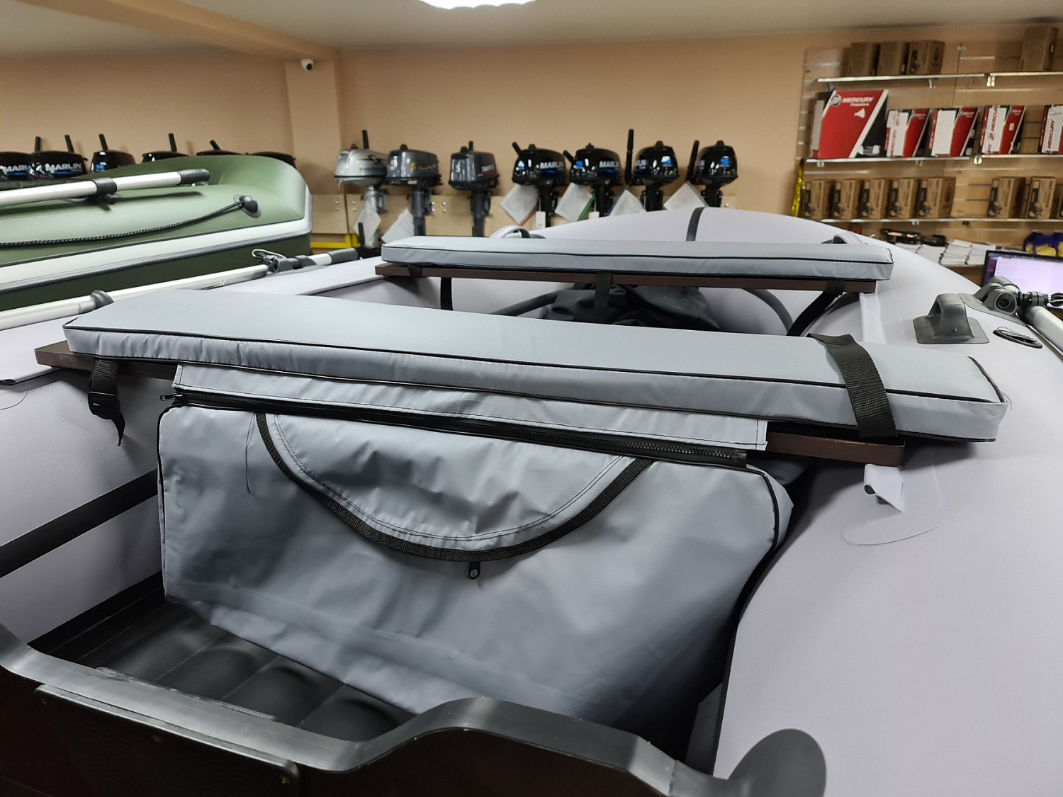 КОМПЛЕКТ МЯГКИХ НАКЛАДОК С СУМКОЙ ДЛЯ ЛОДОК 110Х20 СЕРЫЙ в Невинномысске