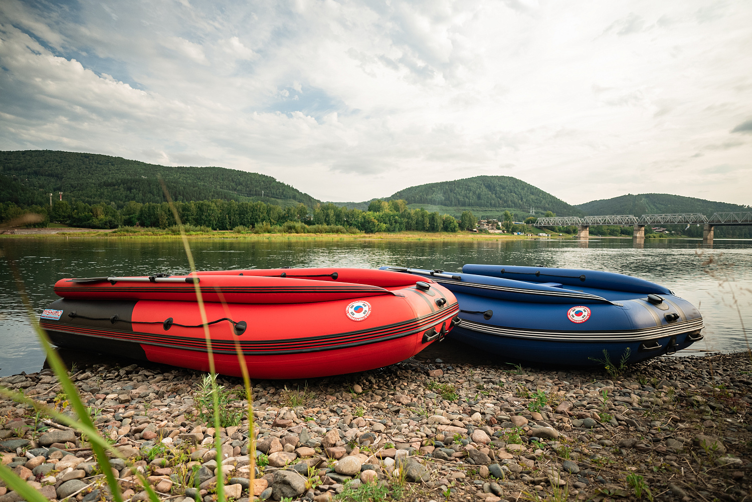 Лодка MISHIMO RIVER FJET PRO 430  под водомет в Невинномысске