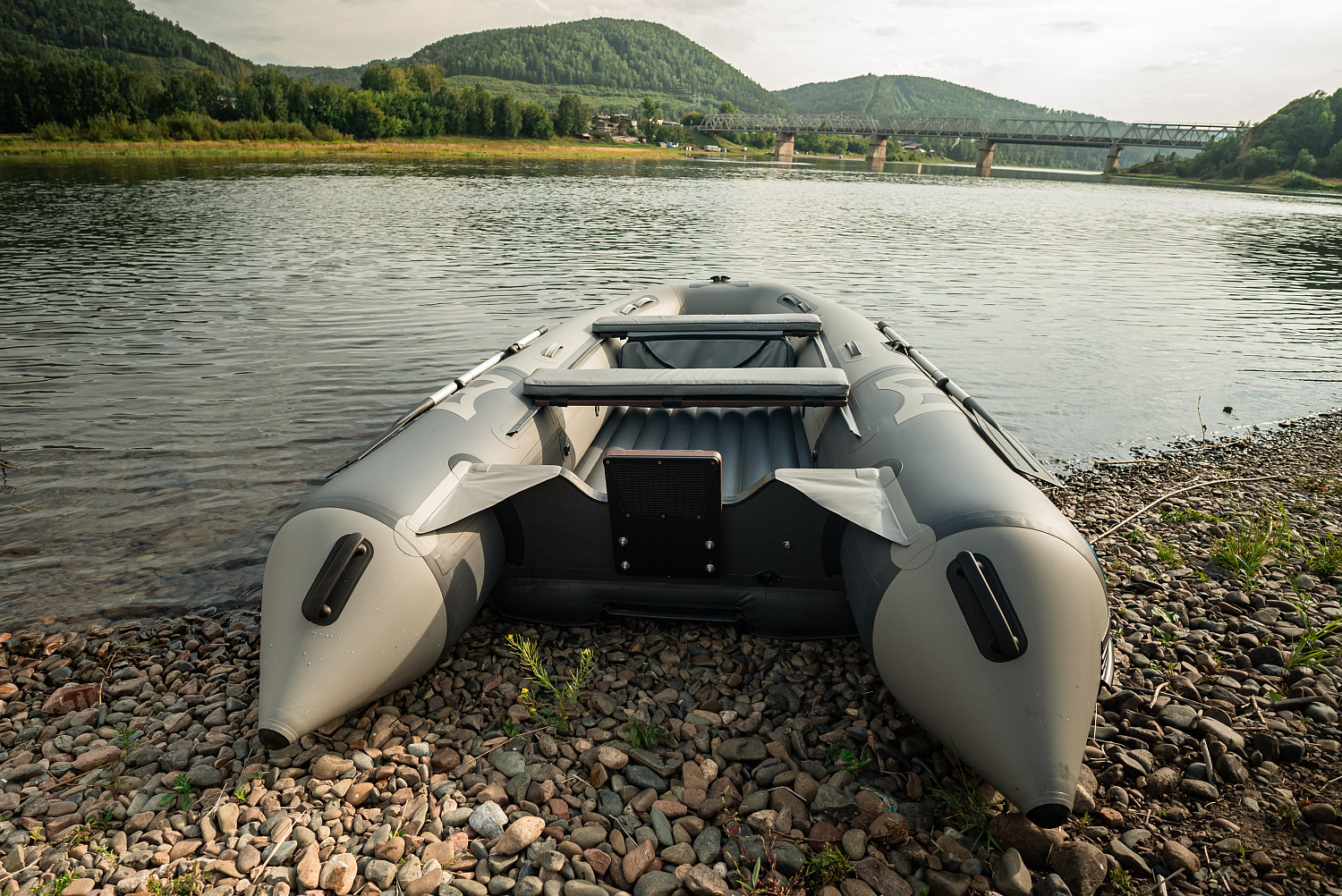 Лодка MISHIMO RIVER JET 390 под водомет в Невинномысске